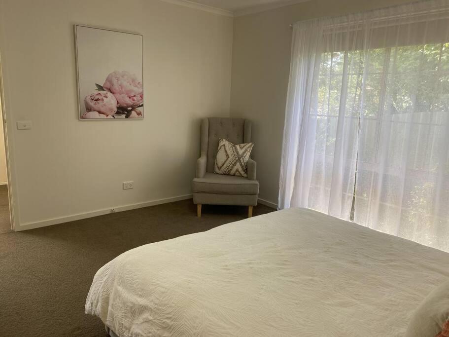 Valley House - Location Location Location - Comfortable Home In The Heart Of Healesville Exteriér fotografie